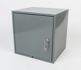 Acculaderkast, Zincor gepoedercoat in RAL7045